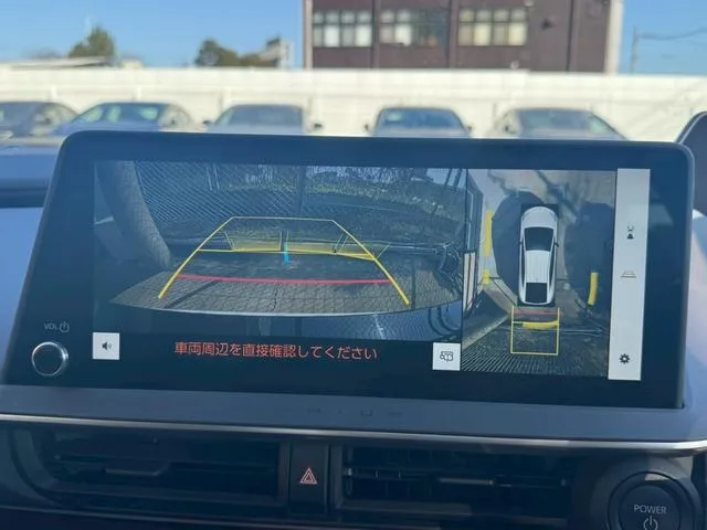 Toyota Prius Z 2023 — миниатюра 3
