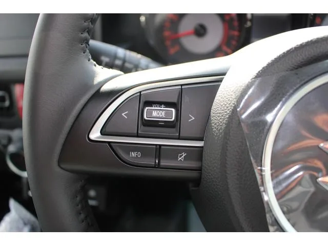 Suzuki JIMNY NOMADE FC 2026 — миниатюра 4