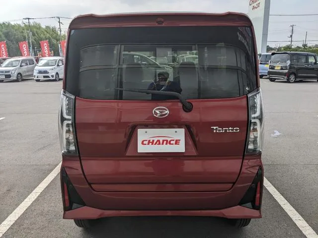Daihatsu TANTO CUSTOM X 2023 — миниатюра 3
