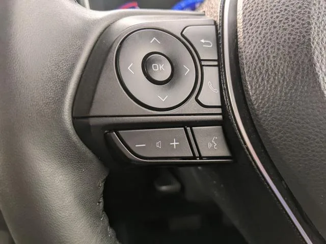 Toyota COROLLA CROSS HYBRID S 2022 — миниатюра 4
