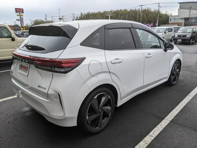 Nissan AURA G 2023 — миниатюра 2