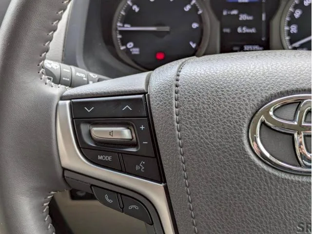 Toyota Land Cruiser Prado TX L PACKAGE 2023 — миниатюра 4