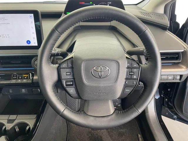 Toyota PRIUS Z 2023 — миниатюра 3