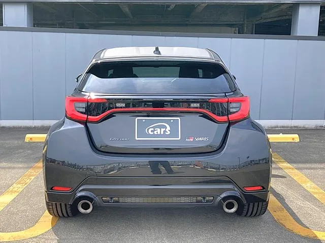 Toyota GR YARIS RZ HIGH PERFORMANCE 2025 — миниатюра 5
