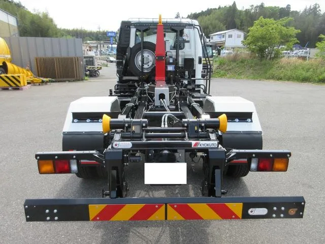 Mitsubishi Fuso FIGHTER 2025 — миниатюра 4