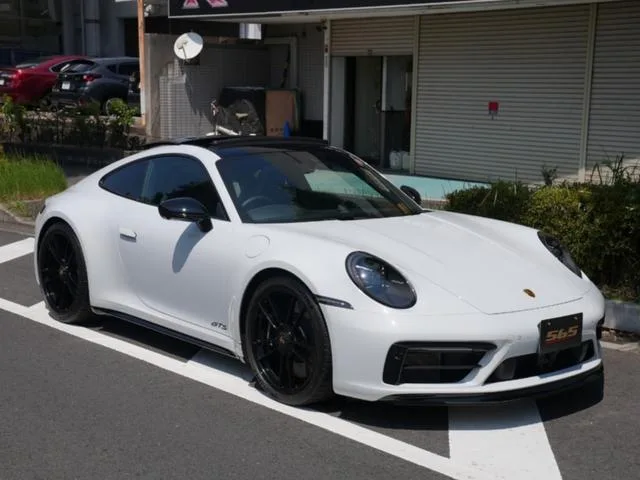 Porsche 911 911 CARRERA 4 GTS 2023 — миниатюра 2