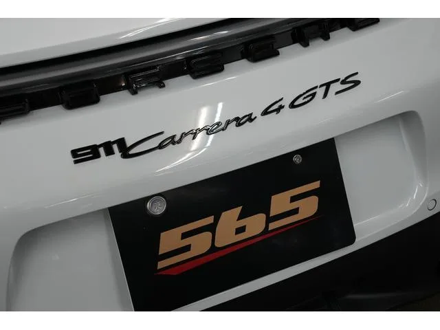 Porsche 911 911 CARRERA 4 GTS 2023 — миниатюра 5