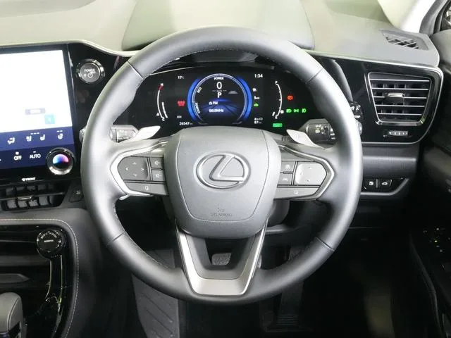 Lexus NX NX350H VERSION L 2023 — миниатюра 3