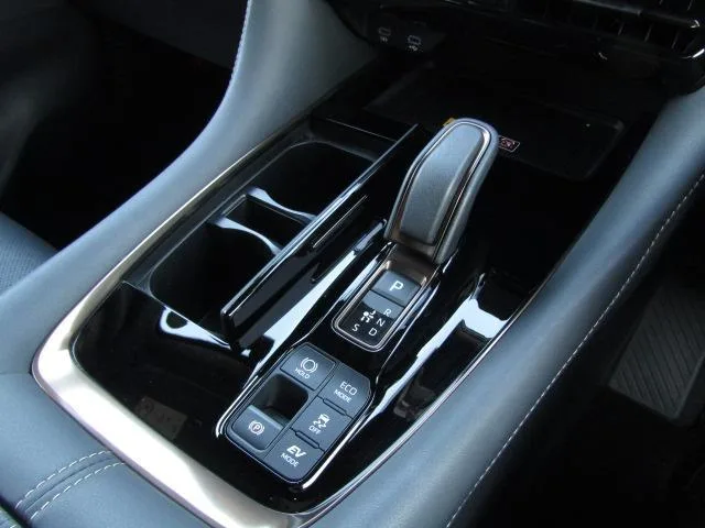 Toyota VELLFIRE HYBRID Z PREMIER 2024 — миниатюра 3
