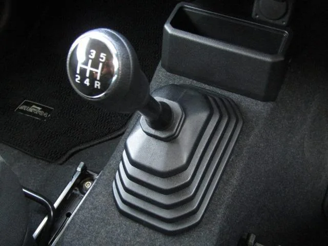 Suzuki JIMNY SIERRA JL 2023 — миниатюра 5