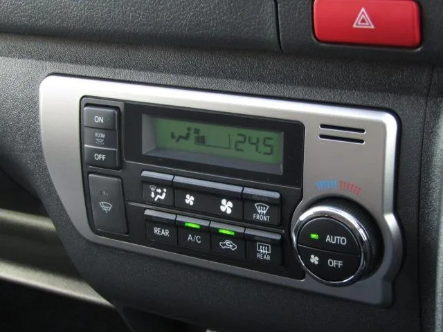 Toyota HIACE WAGON GL 2026 — миниатюра 3