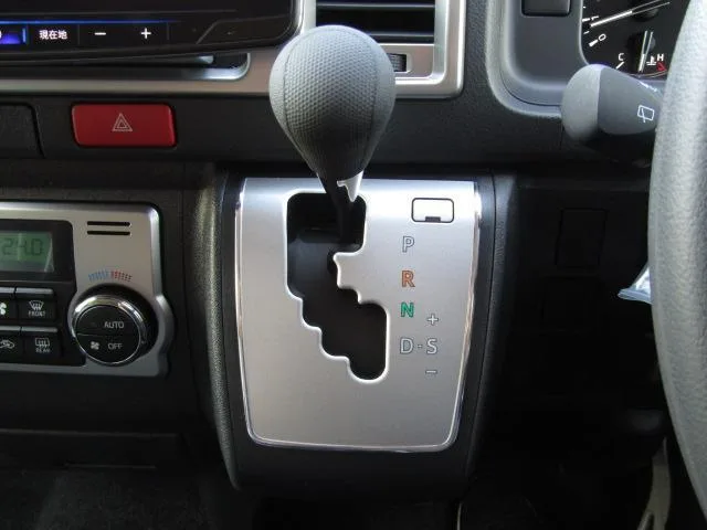 Toyota HIACE WAGON GL 2025 — миниатюра 4