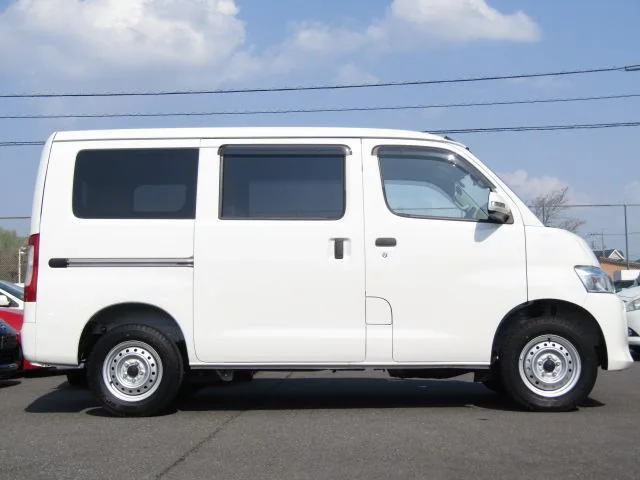 Toyota TOWNACE VAN GL 2024 — миниатюра 5