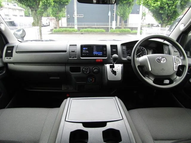 Toyota HIACE VAN LONG DX GL PACKAGE 2023 — миниатюра 3