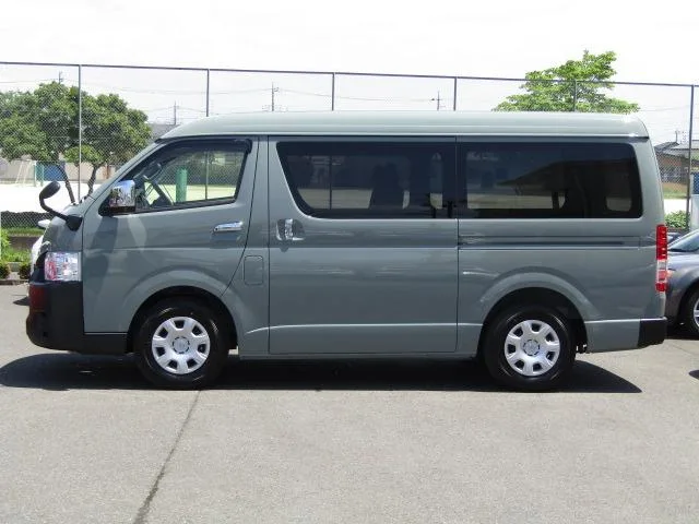 Toyota HIACE VAN LONG WIDE SUPER GL 2026 — миниатюра 4