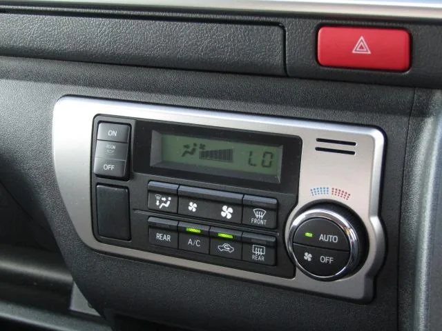 Toyota HIACE WAGON GL 2026 — миниатюра 2