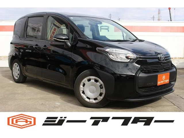 Toyota SIENTA G 2023 — фото 1, купить с доставкой в Москву