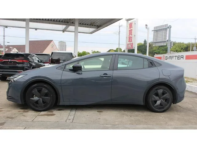 Toyota Prius U 2023 — миниатюра 3