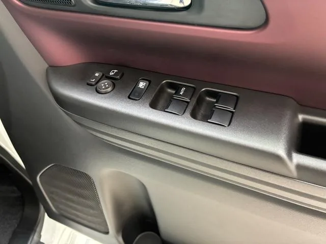 Suzuki SPACIA CUSTOM HYBRID XS TURBO 2026 — миниатюра 5