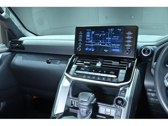 Toyota LAND CRUISER GX 2023 — миниатюра 5