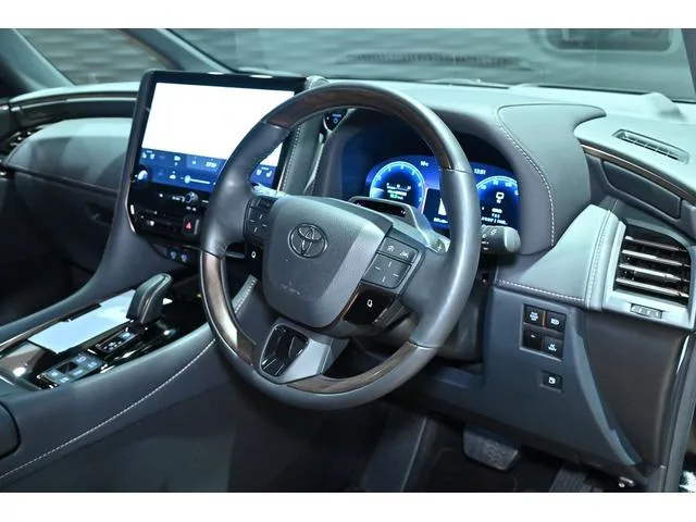Toyota VELLFIRE HYBRID Z PREMIER 2023 — миниатюра 5