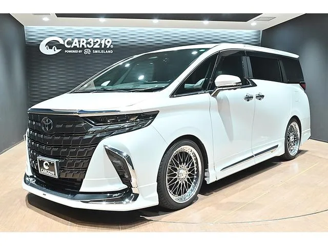 Toyota ALPHARD HYBRID Z 2023 — фото 1, купить с доставкой в Москву