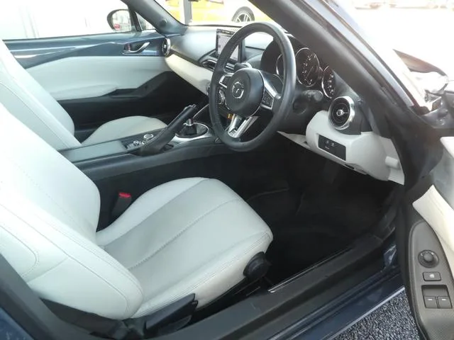 Mazda ROADSTER S LEATHER PACKAGE WHITE SELECTION 2022 — миниатюра 4
