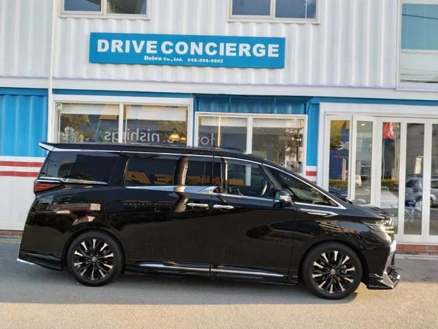 Toyota ALPHARD HYBRID EXECUTIVE LOUNGE 2024 — миниатюра 2