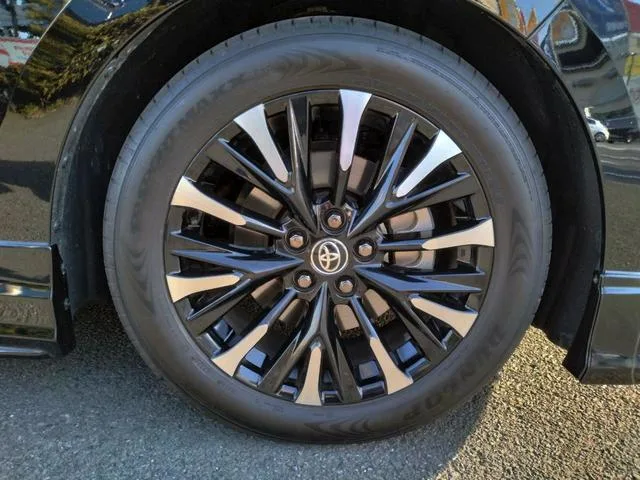 Toyota ALPHARD HYBRID EXECUTIVE LOUNGE 2024 — миниатюра 3