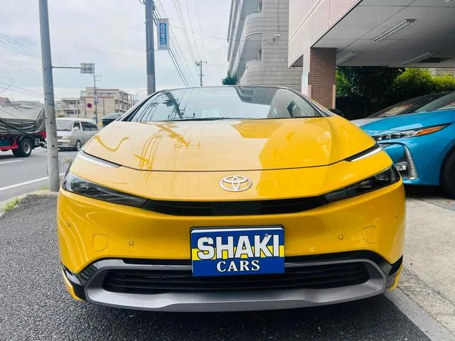 Toyota Prius Z 2023 — миниатюра 2