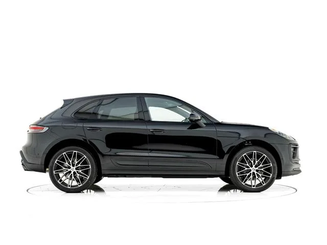 Porsche MACAN MACAN 2026 — миниатюра 3