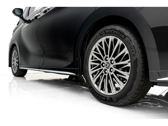 Lexus LM LM500H VERSION L 2025 — миниатюра 4