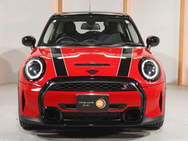 MINI MINI COOPER SD PREMIUM PLUS PACKAGE CLASSIC TRIM 2023 — миниатюра 3