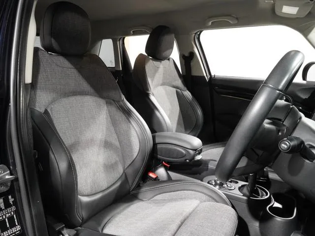 MINI MINI COOPER SD CLASSIC TRIM 2022 — миниатюра 3
