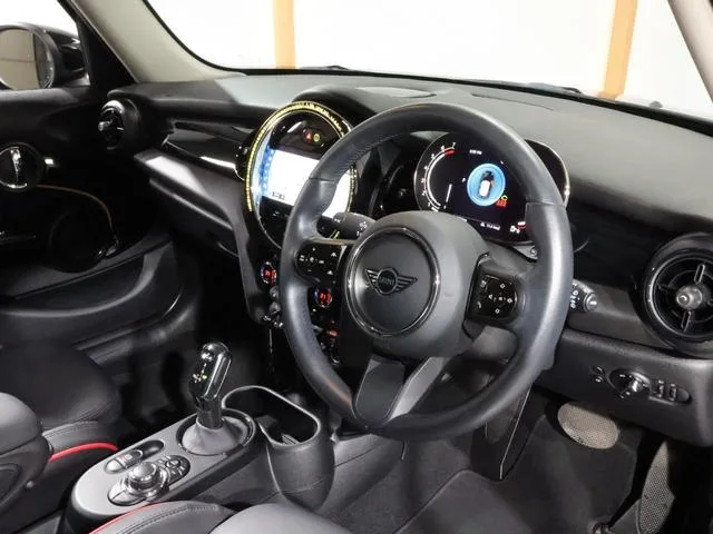 MINI MINI COOPER S PREMIUM PLUS PACKAGE CLASSIC TRIM 2024 — миниатюра 5