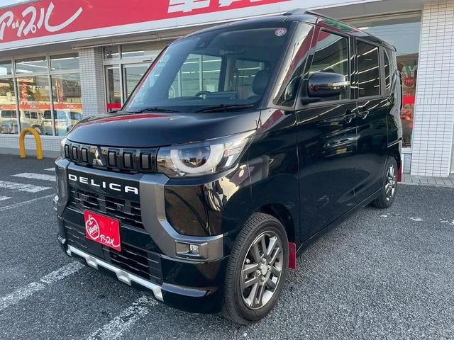 Mitsubishi DELICA MINI T PREMIUM 2023 — миниатюра 2