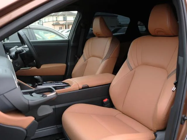 Toyota CROWN SPORT Z 2023 — миниатюра 2