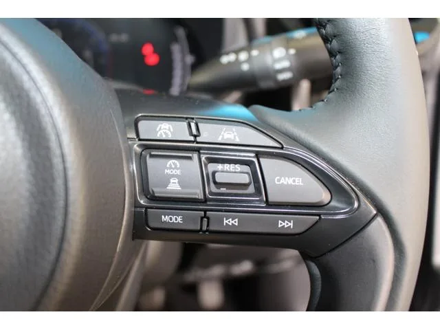 Toyota YARIS Z 2024 — миниатюра 2