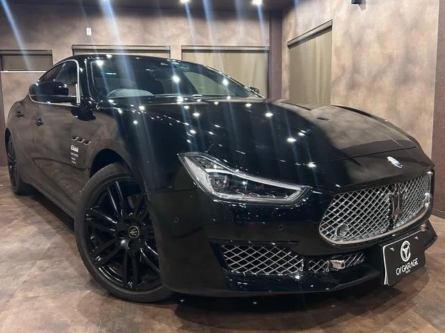 Maserati GHIBLI OPERANERA 2022 — фото 1, купить с доставкой в Москву