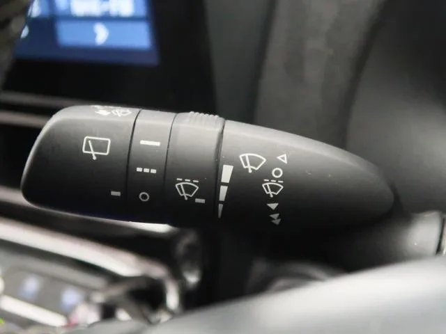 Toyota AQUA GR SPORT 2024 — миниатюра 4