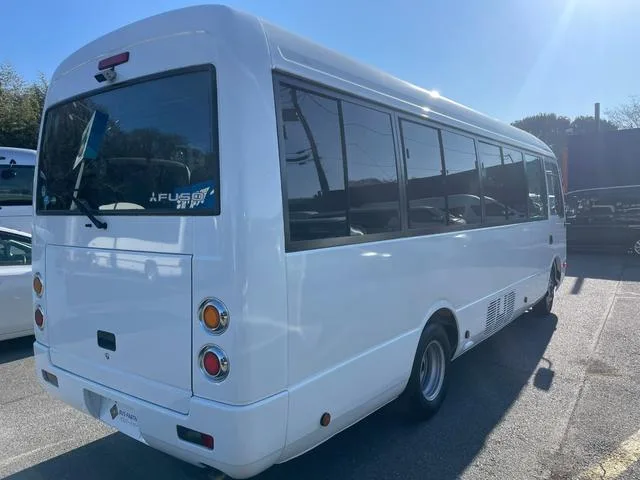 Mitsubishi Fuso ROSA 2024 — миниатюра 4