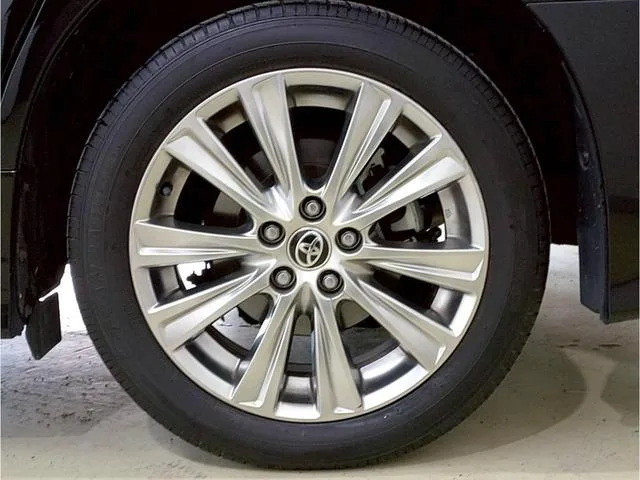 Toyota VELLFIRE 2.5 GOLDEN EYES III 2023 — миниатюра 4