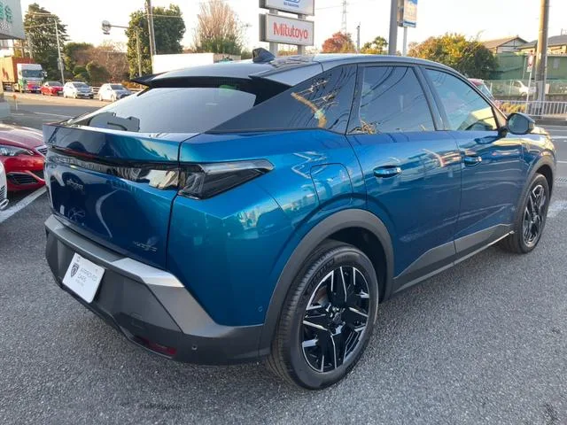 Peugeot 3008 GT HYBRID ALCANTARA PACKAGE 2025 — миниатюра 3