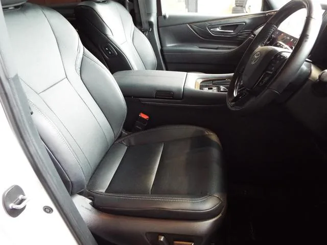 Toyota ALPHARD HYBRID Z 2024 — миниатюра 5