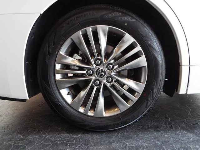 Toyota ALPHARD HYBRID Z 2024 — миниатюра 4