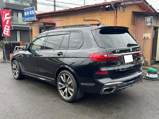 BMW X7 M50I 2022 — миниатюра 2