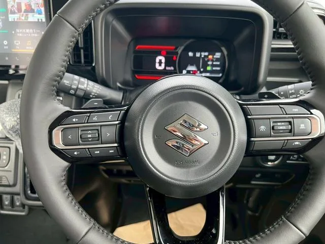 Suzuki SPACIA GEAR HYBRID XZ TURBO 2025 — миниатюра 4