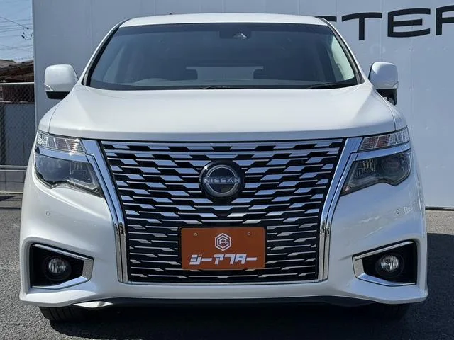 Nissan ELGRAND 250HIGHWAY STAR S 2024 — миниатюра 3