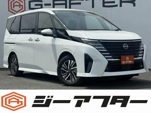 Nissan SERENA 2024 купить в Москве