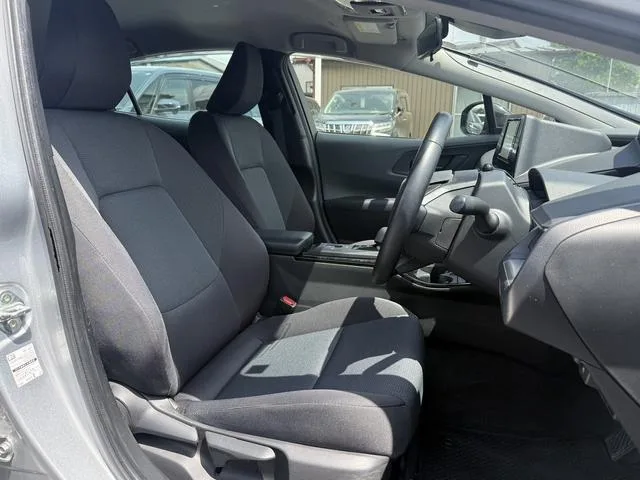 Toyota PRIUS X 2023 — миниатюра 5